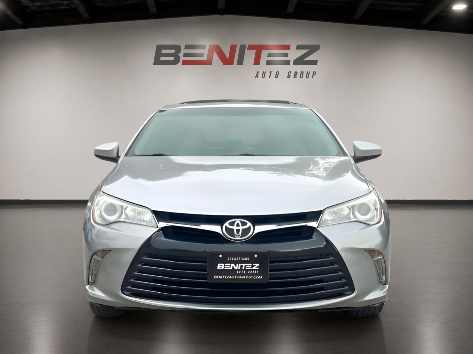 2016 Toyota Camry XLE — photo 8