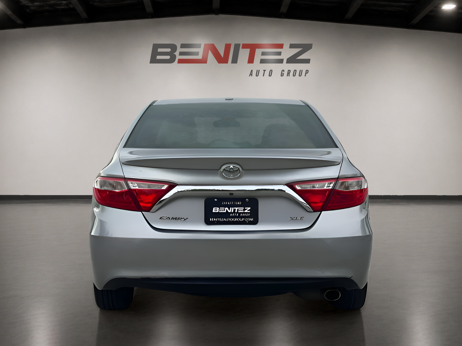 2016 Toyota Camry XLE — photo 4