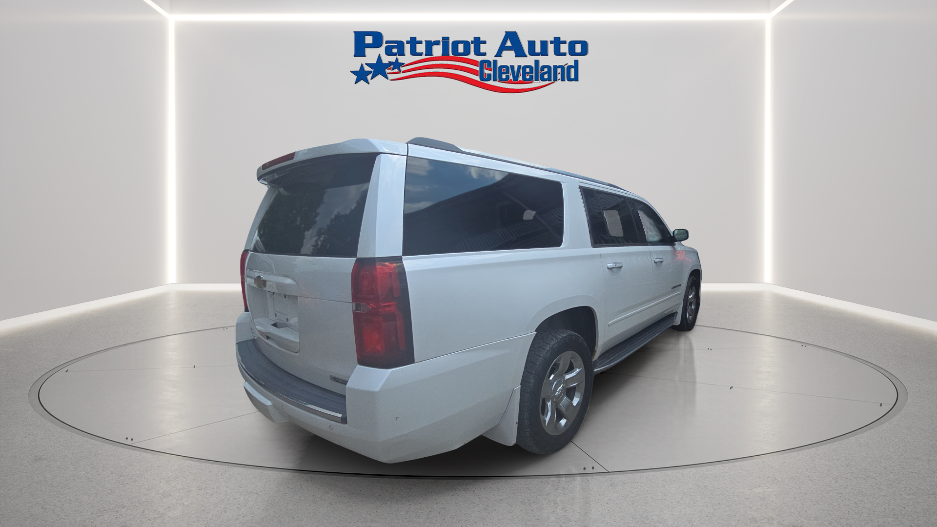Photo 5 of 2018 Chevrolet Suburban Premier