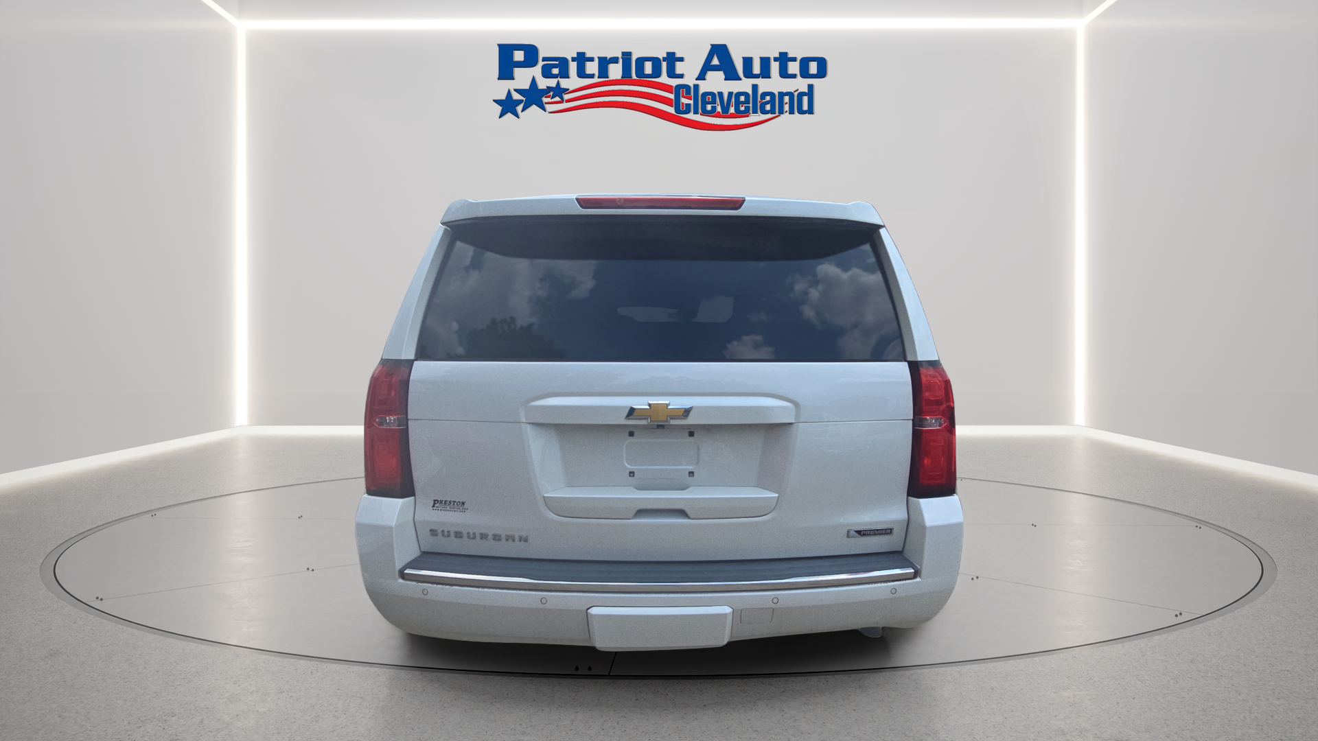 Photo 4 of 2018 Chevrolet Suburban Premier