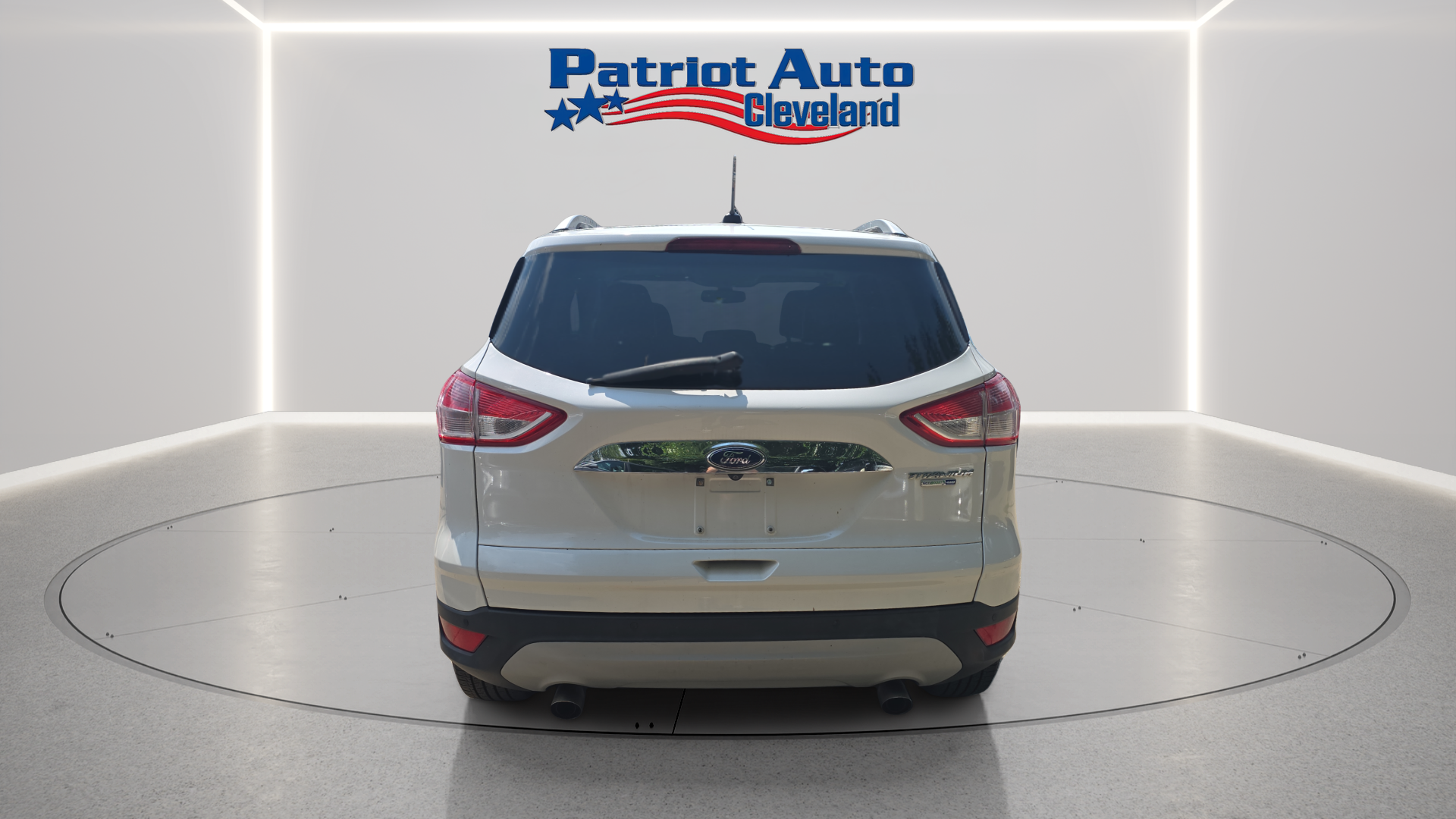 2015 Ford Escape Titanium - Image 4