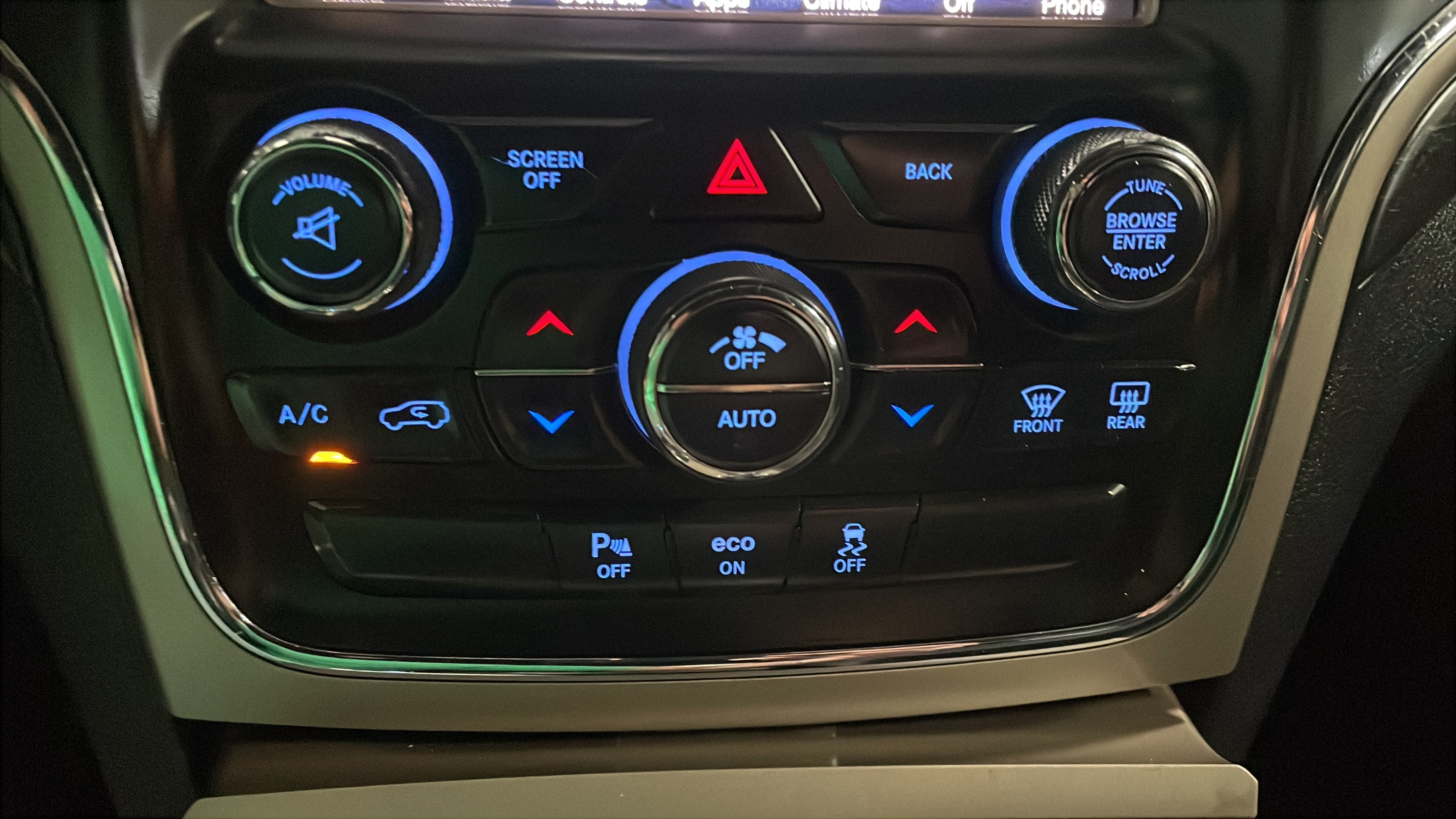 2015 Jeep Grand Cherokee Altitude - Photo 14