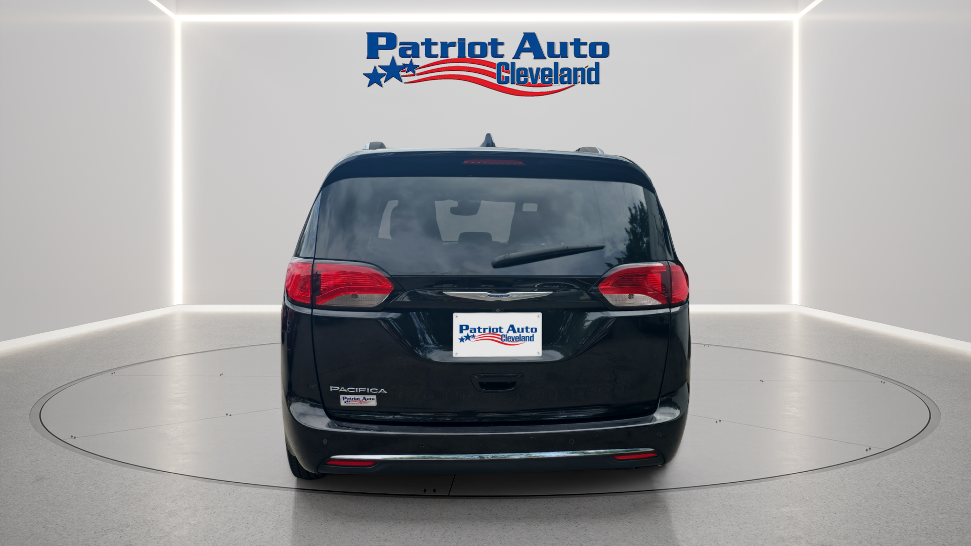 Photo 4 of 2019 Chrysler Pacifica Touring L Plus