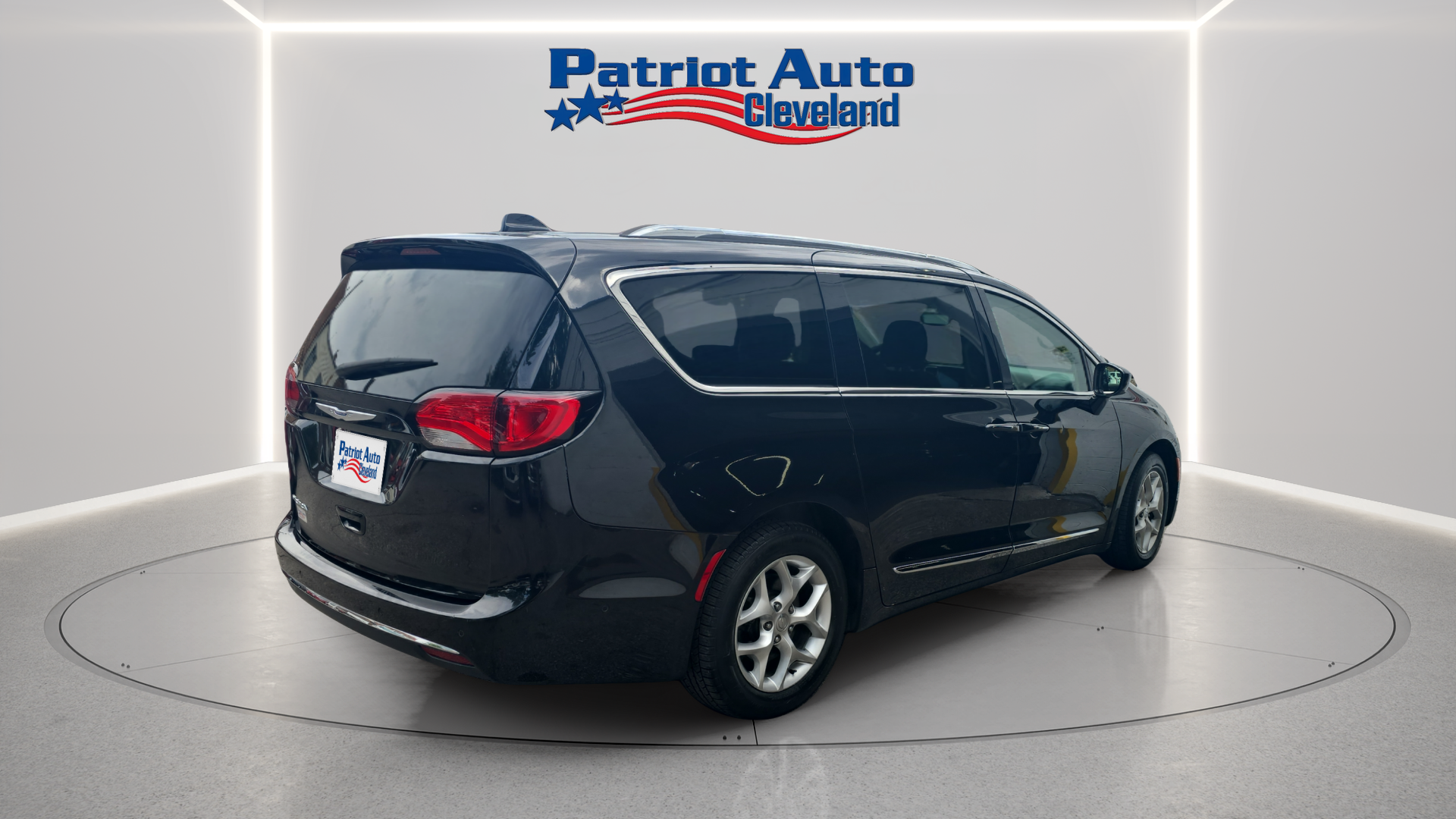 Photo 5 of 2019 Chrysler Pacifica Touring L Plus