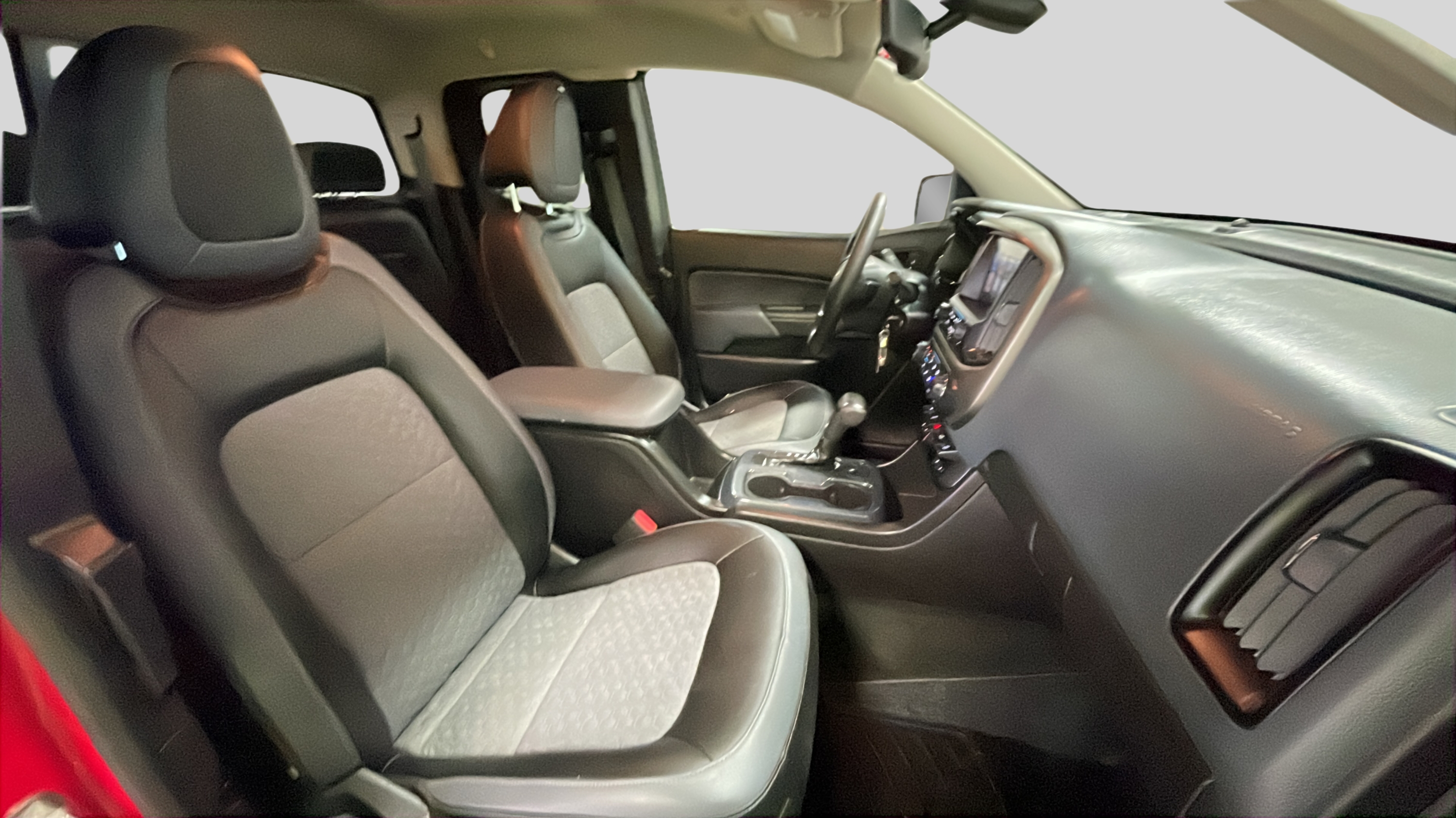 2016 Chevrolet Colorado Z71 - Photo 18