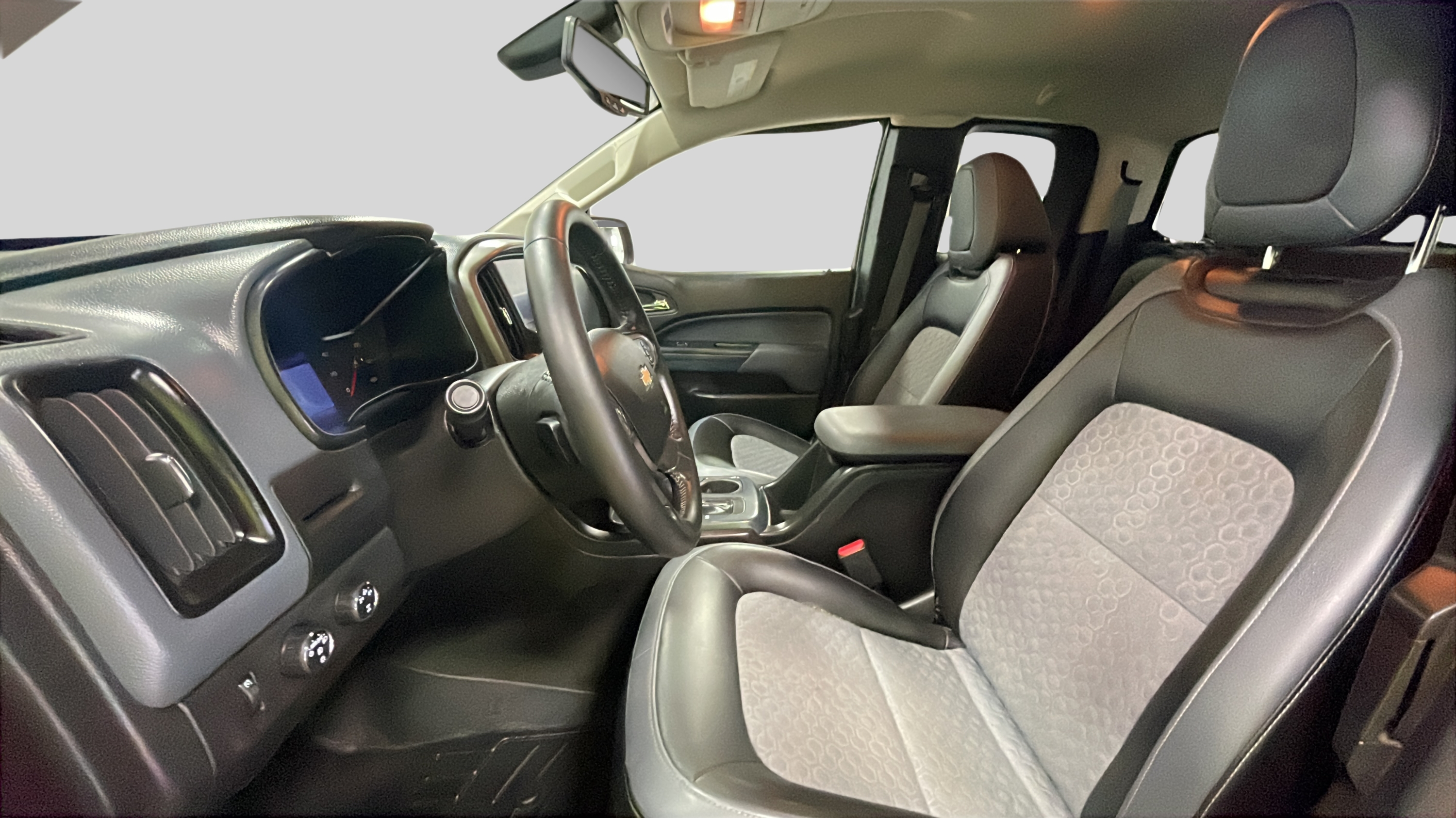 2016 Chevrolet Colorado Z71 - Photo 13