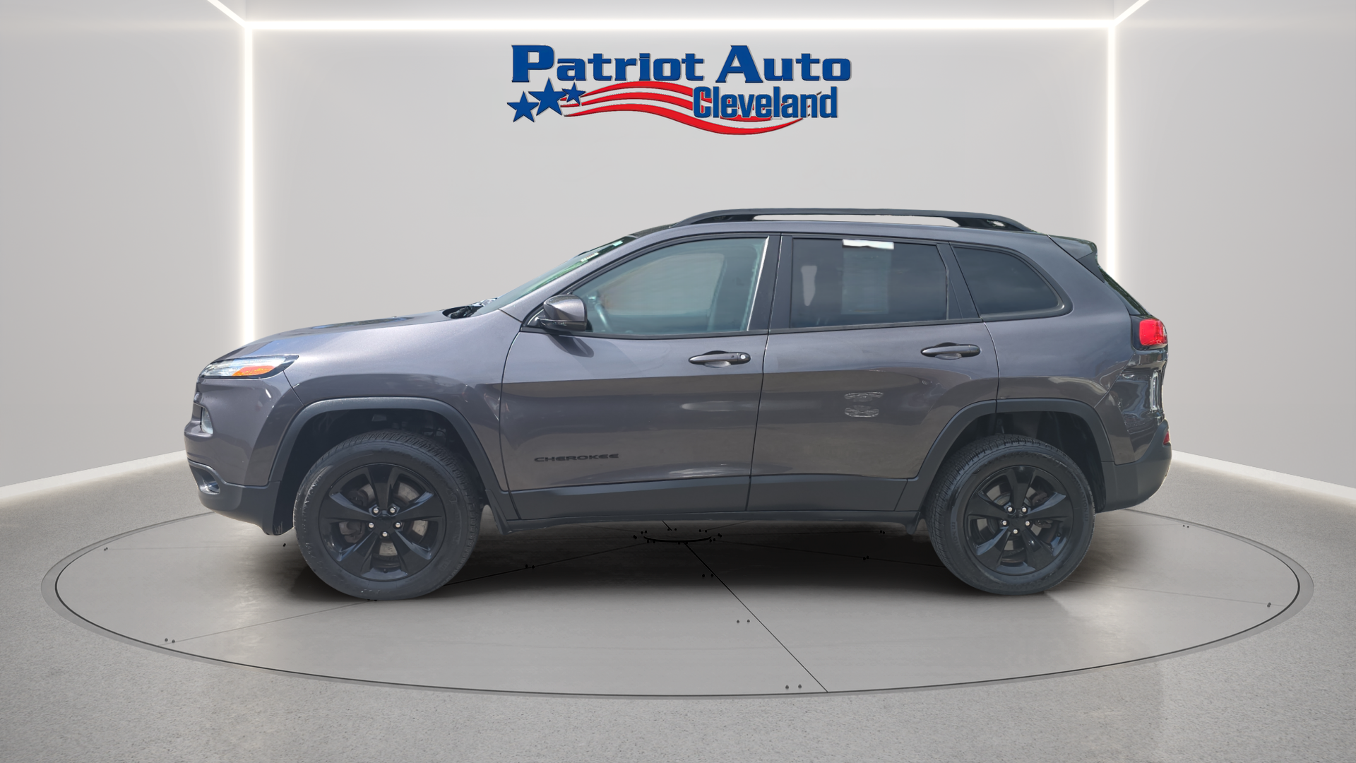 Photo 2 of 2016 Jeep Cherokee Limited