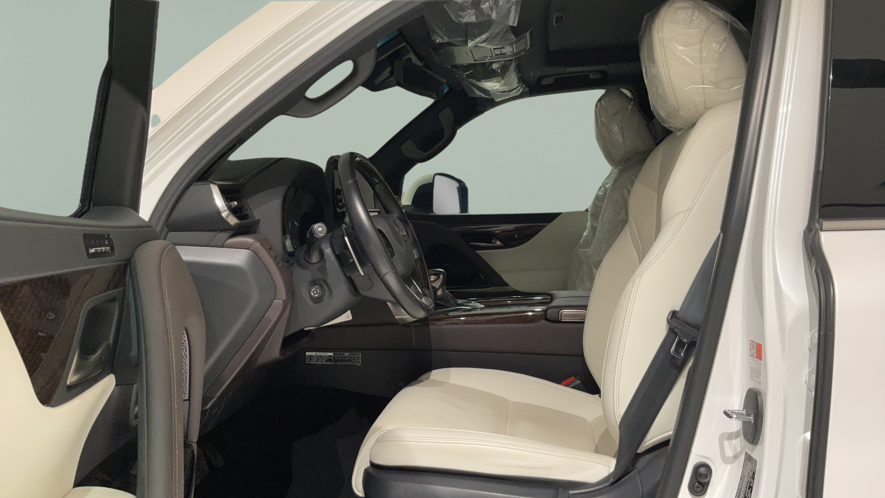 Lexus LX600