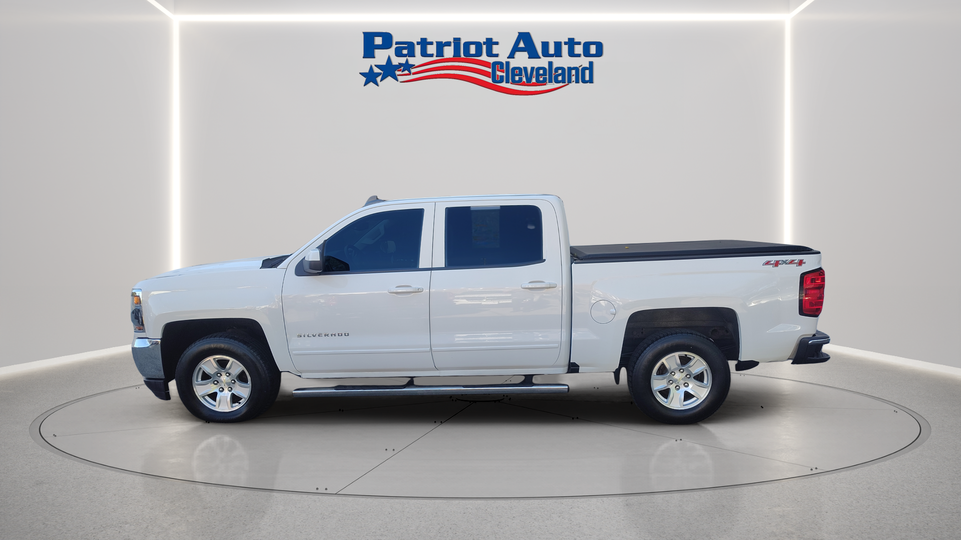 Photo 2 of 2016 Chevrolet Silverado 1500 LT