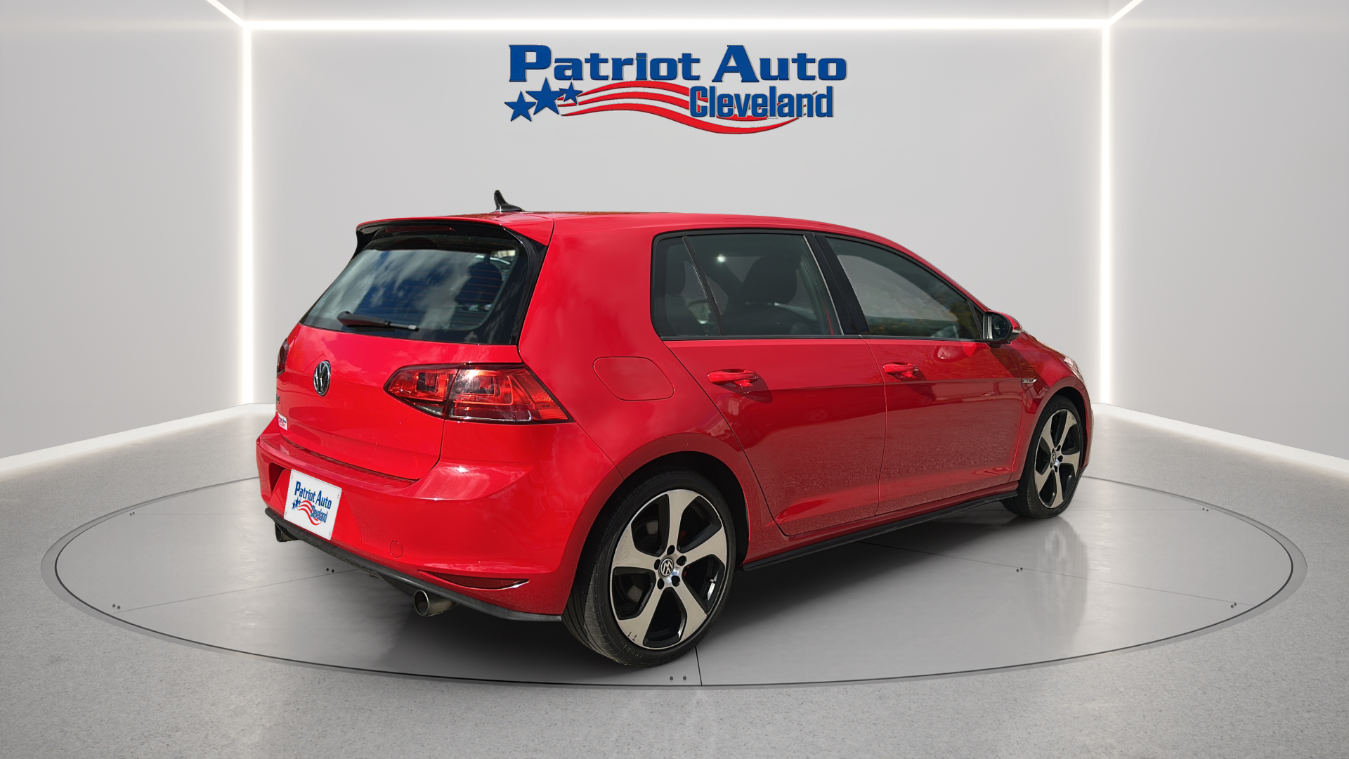 Photo 5 of 2017 Volkswagen Golf GTI S