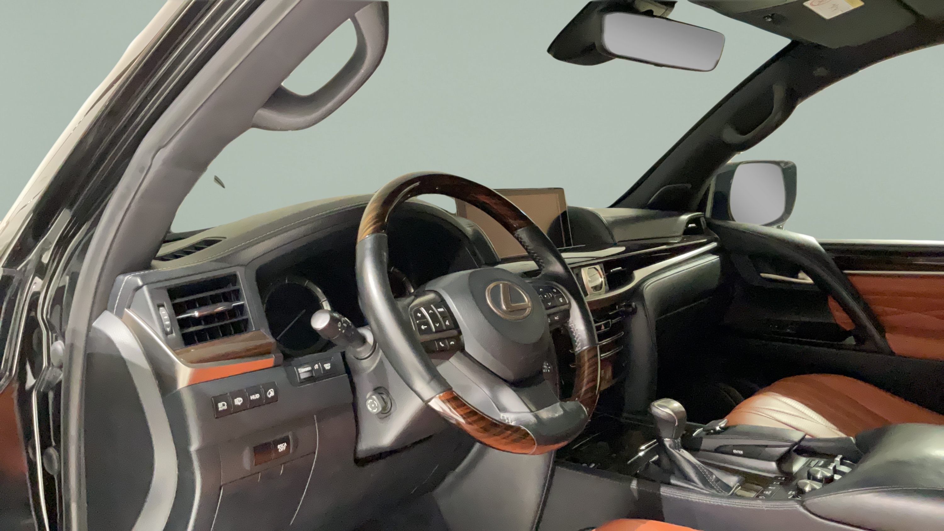 Lexus LX570